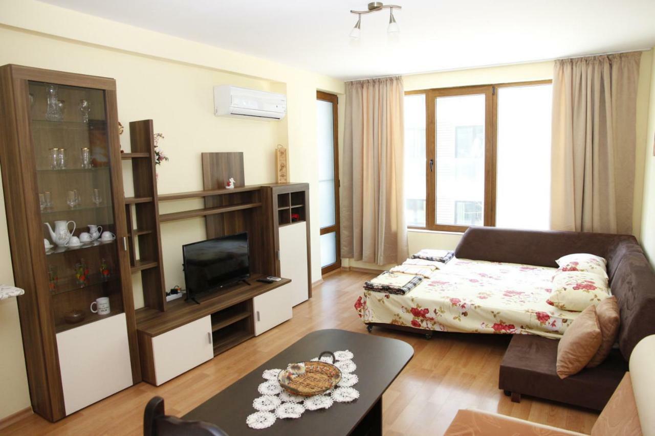 Apartment Rosi Pomorie Ngoại thất bức ảnh